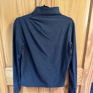 Lululemon Dark Grey / Blue Long Sleeve Turtleneck Top